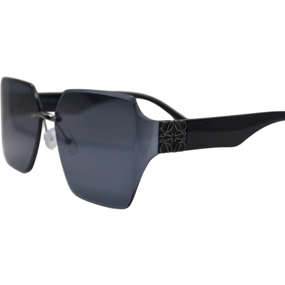 Loewe Women’s Oversized Rimless Sunglasses | Gunmetal & Black | Gray Lens | New - Picture 3 of 16